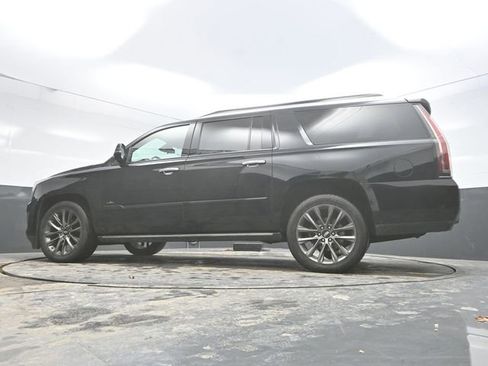 Used 2020 Cadillac Escalade ESV Platinum w/ Escalade Sport Edition image 48