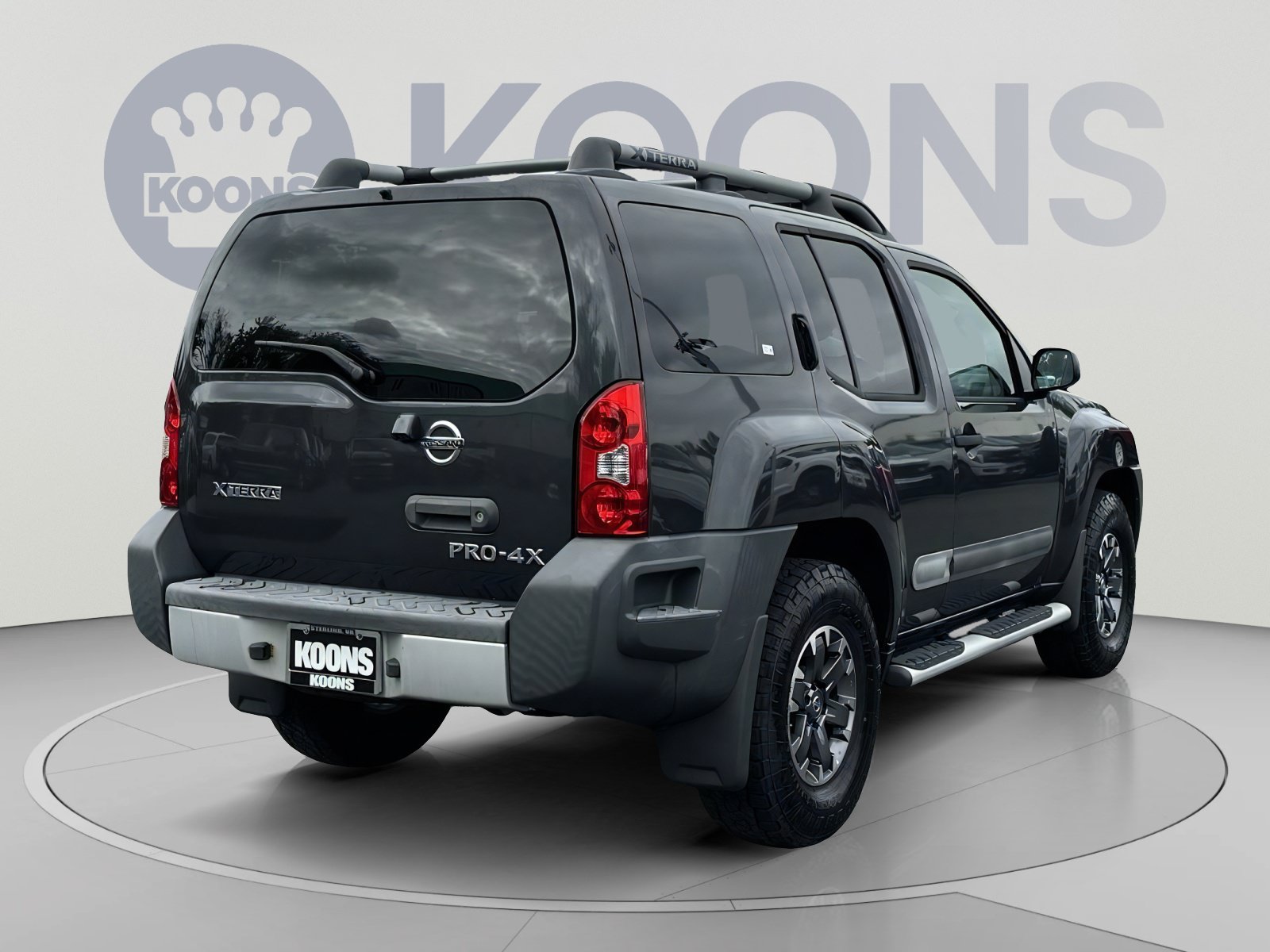 Used 2015 Nissan Xterra PRO-4X AWD/4WD image 11