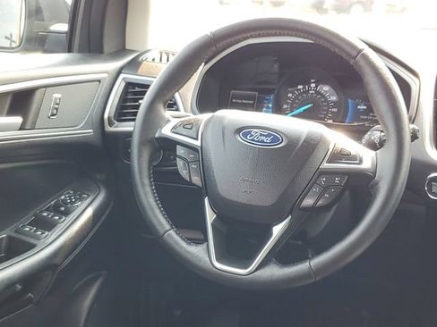 Certified 2024 Ford Edge SEL w/ Convenience Package AWD/4WD image 30