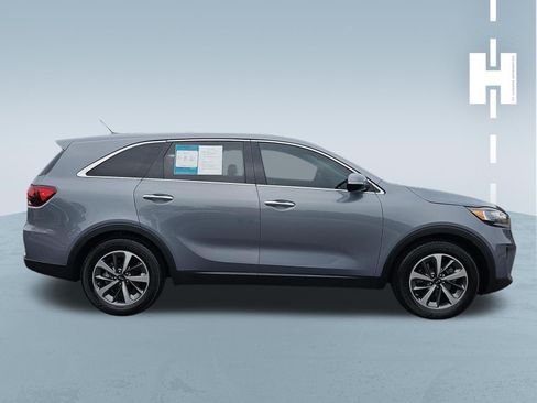 Used 2020 Kia Sorento FWD V6 image 3