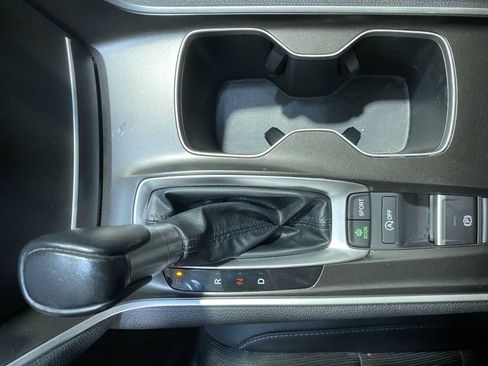 Used 2022 Honda Accord Sport image 17
