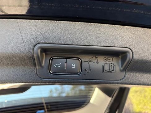 New 2026 Ford Explorer Active image 22