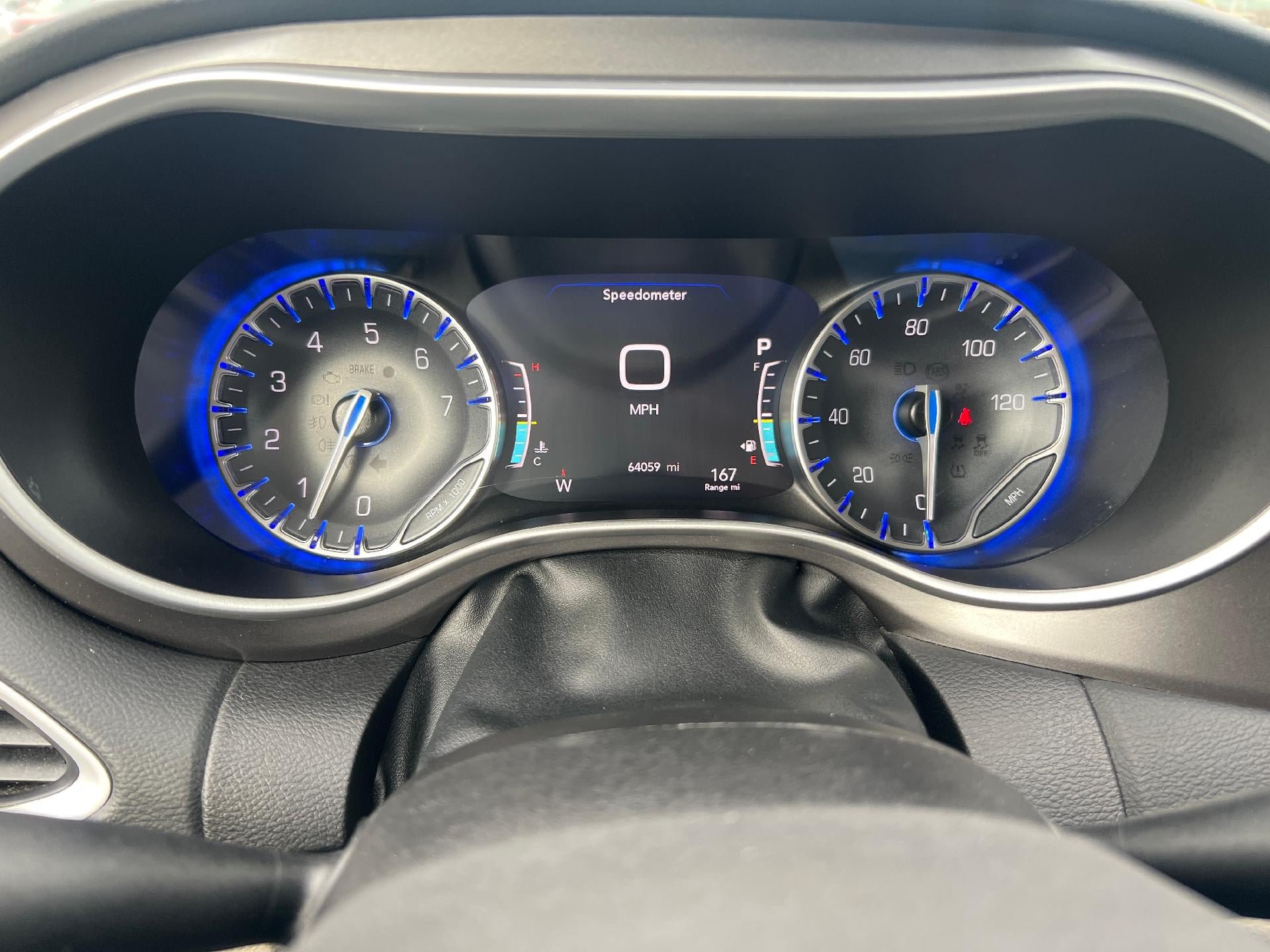 Used 2024 Chrysler Pacifica Touring-L FWD image 22