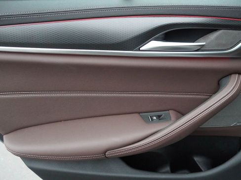 Certified 2023 BMW M550i xDrive M550i xDrive w/ Executive Package image 33