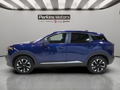 Used 2025 Nissan Kicks SV