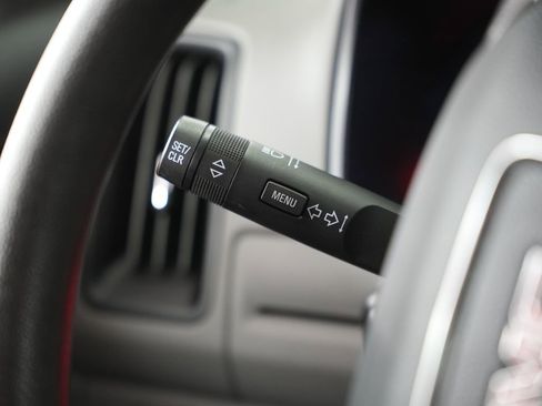 Used 2017 GMC Canyon 2WD Crew Cab w/ Convenience Package image 13