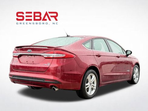 Used 2018 Ford Fusion SE image 6