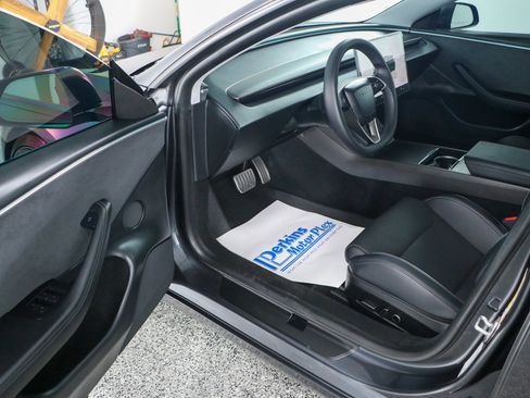 Used 2025 Tesla Model 3 Performance AWD/4WD image 3