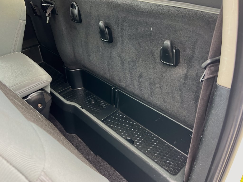 Used 2018 RAM 1500 Express RWD image 8