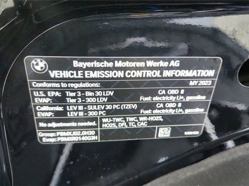 Used 2023 BMW 530e xDrive w/ Premium Package image 65