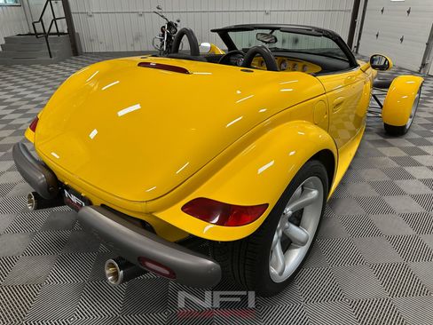 Used 1999 Plymouth Prowler RWD image 14