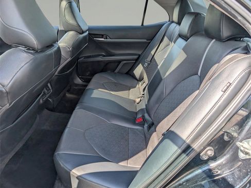 Used 2020 Toyota Camry XSE image 14