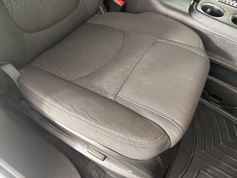 Used 2014 GMC Acadia SLE image 26