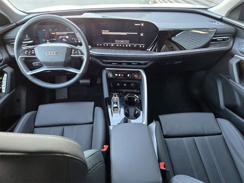 New 2025 Audi Q5 Premium Plus image 12