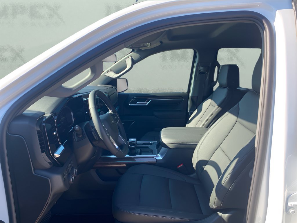 New 2026 Chevrolet Silverado 1500 RST w/ Safety Package AWD/4WD image 9