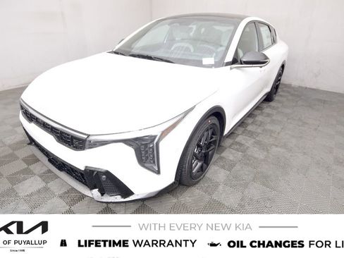 New 2025 Kia K4 GT-Line Turbo image 1
