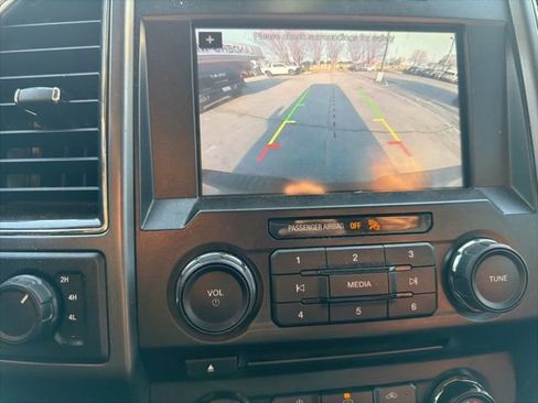 Used 2018 Ford F150 XLT image 16