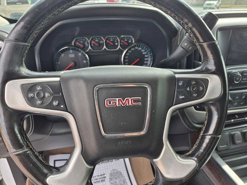 Used 2018 GMC Sierra 1500 SLT w/ SLT Premium Package AWD/4WD image 16