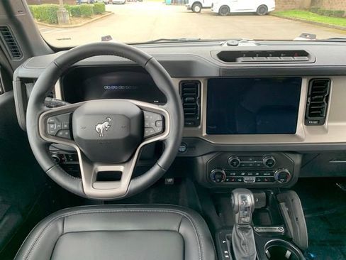 New 2026 Ford Bronco Outer Banks AWD/4WD image 16