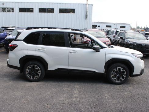 New 2026 Subaru Forester Premium AWD/4WD image 4
