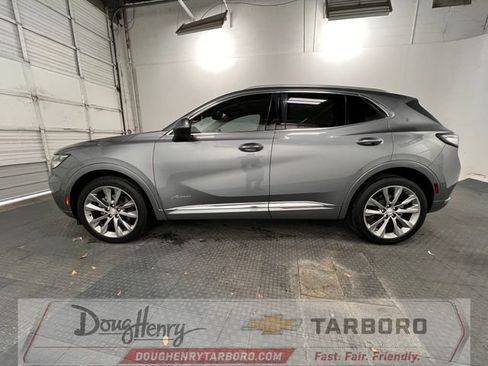 Used 2021 Buick Envision Avenir w/ Technology Package II FWD image 4
