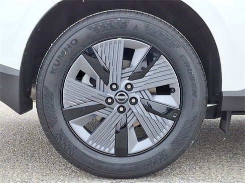 New 2025 Nissan Murano SL image 9