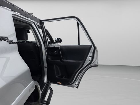 Used 2021 Toyota 4Runner TRD Off-Road Premium image 23