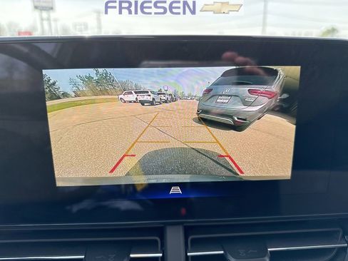 Used 2025 Chevrolet Trax ACTIV w/ Driver Confidence Package image 22