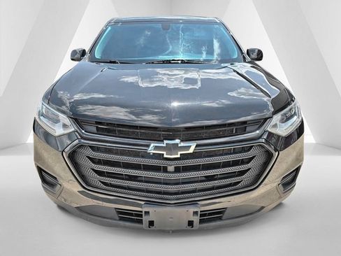 Used 2020 Chevrolet Traverse LS w/ LPO, Black Accent Package AWD/4WD image 2