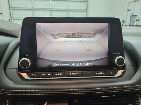 Used 2023 Nissan Rogue SV w/ SV Premium Package image 62