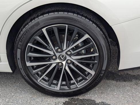 Certified 2025 Lexus ES 350 w/ Premium Package image 10