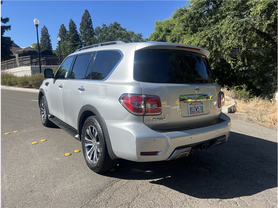 Used 2019 Nissan Armada SL w/ Premium Package AWD/4WD image 5