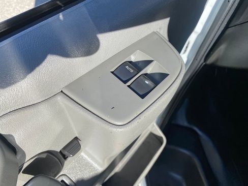 Used 2017 GMC Savana 2500 image 13