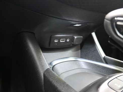 Certified 2025 Chevrolet Malibu LT image 24