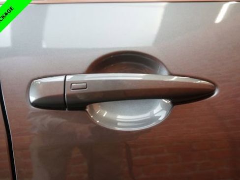 Certified 2023 Nissan Sentra SR w/ SR Premium Package image 87