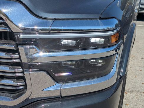 New 2026 RAM 2500 Limited AWD/4WD image 10