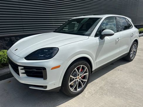 Used 2026 Porsche Cayenne S AWD/4WD image 7