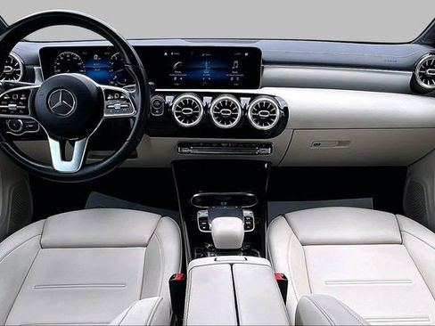 Certified 2020 Mercedes-Benz CLA 250 4MATIC image 9