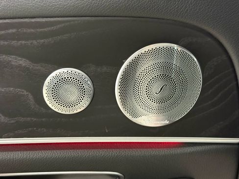 Used 2019 Mercedes-Benz E 300 4MATIC w/ Premium 1 Package image 76