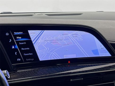 Used 2023 Cadillac Escalade Premium Luxury image 13