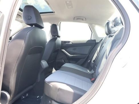 New 2026 Volkswagen Jetta SE FWD image 19