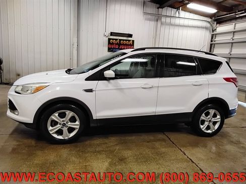 Used 2014 Ford Escape SE w/ Equipment Group 201A AWD/4WD image 5