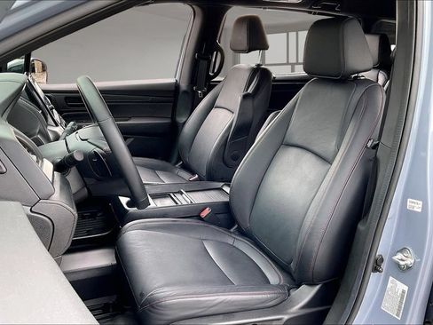 Certified 2024 Honda Odyssey Sport image 21