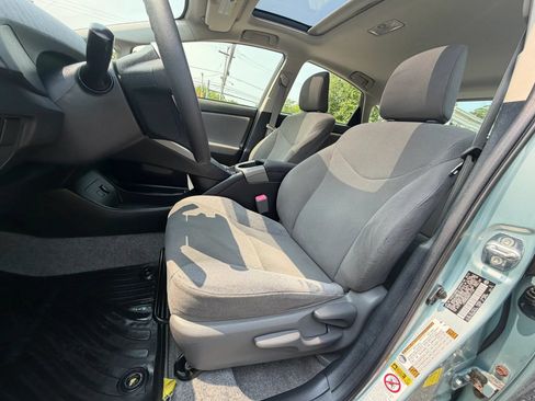 Used 2012 Toyota Prius Three w/ Solar Roof Pkg FWD image 13