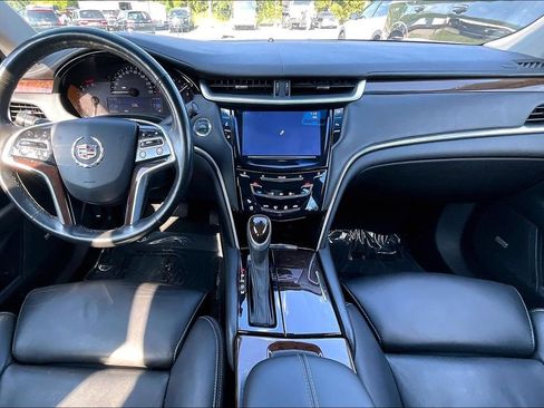 Used 2013 Cadillac XTS Luxury w/ Driver Awareness Package FWD image 9
