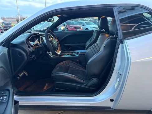 Used 2020 Dodge Challenger SRT Hellcat Redeye image 12