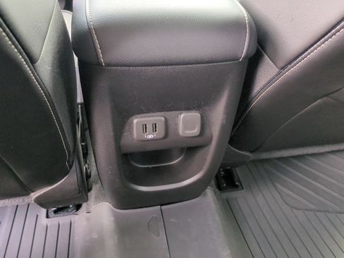 Used 2021 GMC Canyon Denali RWD image 21