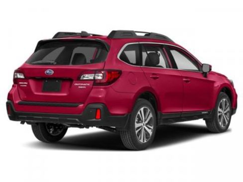 Used 2018 Subaru Outback 3.6R Limited image 2