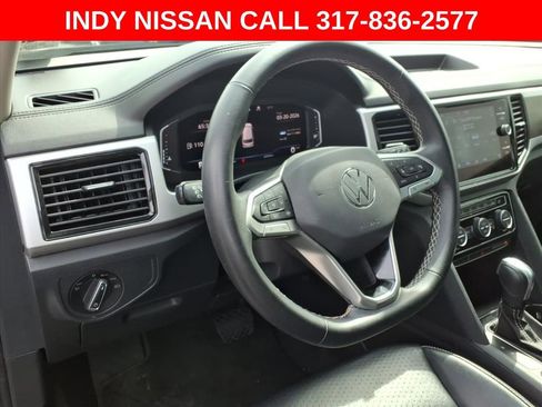 Used 2022 Volkswagen Atlas SE w/ Panoramic Sunroof Package image 16