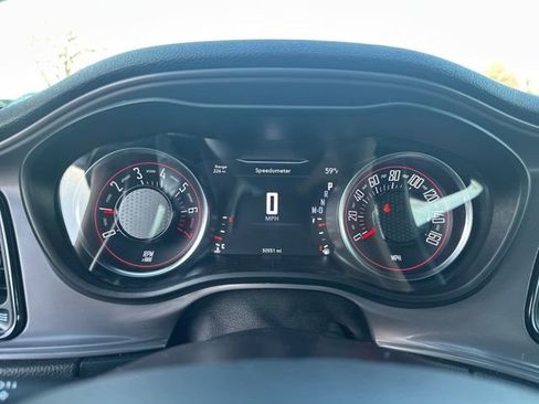 Used 2023 Dodge Challenger SXT image 16